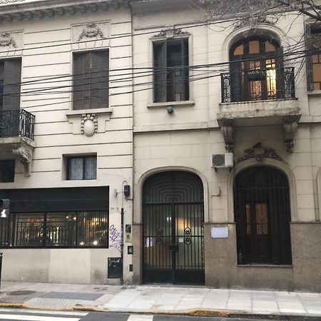 Petit Recoleta Hostel Buenos Aires Exterior photo